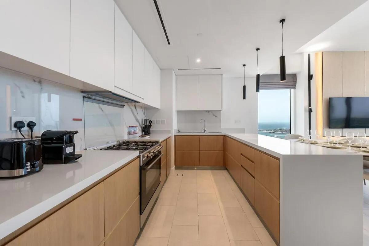 La Vie Jumeirah Beach Residence 3 Bedroom Beachfront Apartment With Palm Views Dubai United Arab Emirates